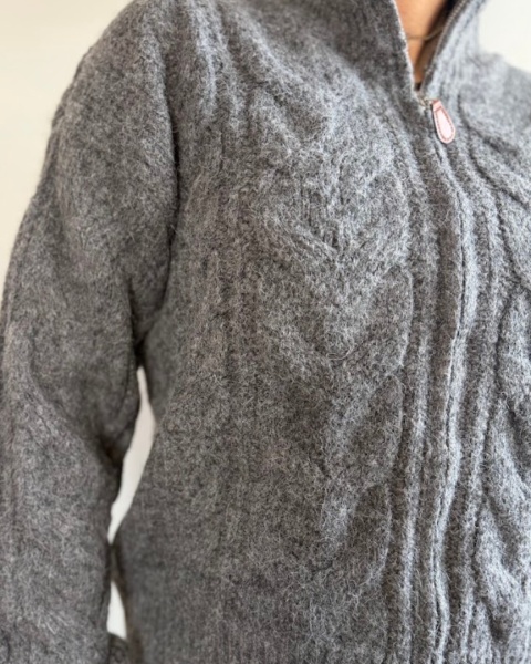 Sweter Megan